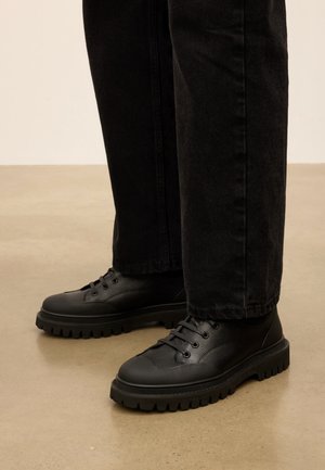 Kazar, MILANSS - Chaussures à lacets - black