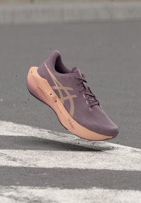 Δεν επιλέχθηκε, dusty mauve/cantaloupe