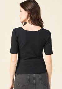 BONOBO Jeans MWELTFREUNDLICHEM - T-shirt basic - noir