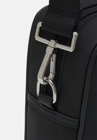 Tommy Hilfiger URBAN REPREVE COMPUTER BAG UNISEX - Stresskoffert - black