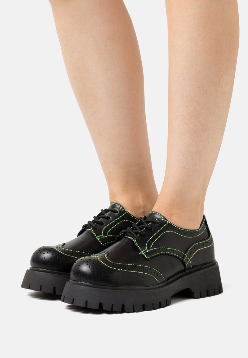 Koi Footwear TUNNEL VISION BROGUES Schnürer black/green/schwarz