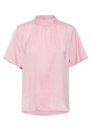 Rózsaszín, rövid ujjú blúz magas nyakkal, ráncolt kialakítással és finom pöttyös textúrával. Az alsó szegély íves, kényelmes viseletet biztosít.