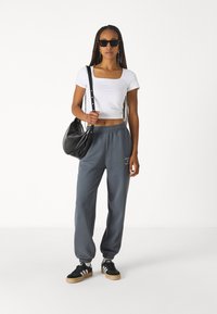 Abercrombie & Fitch LONG LIFE LOGO ESSENTIAL SUNDAY TURBULANCE  - Παντελόνι φόρμας - turbulance