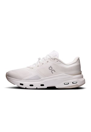 On CLOUDPULSE 2 - Baskets basses - white/white