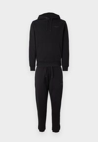 Valgt, black