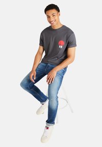 Only & Sons T-Shirt print - dunkelgrau