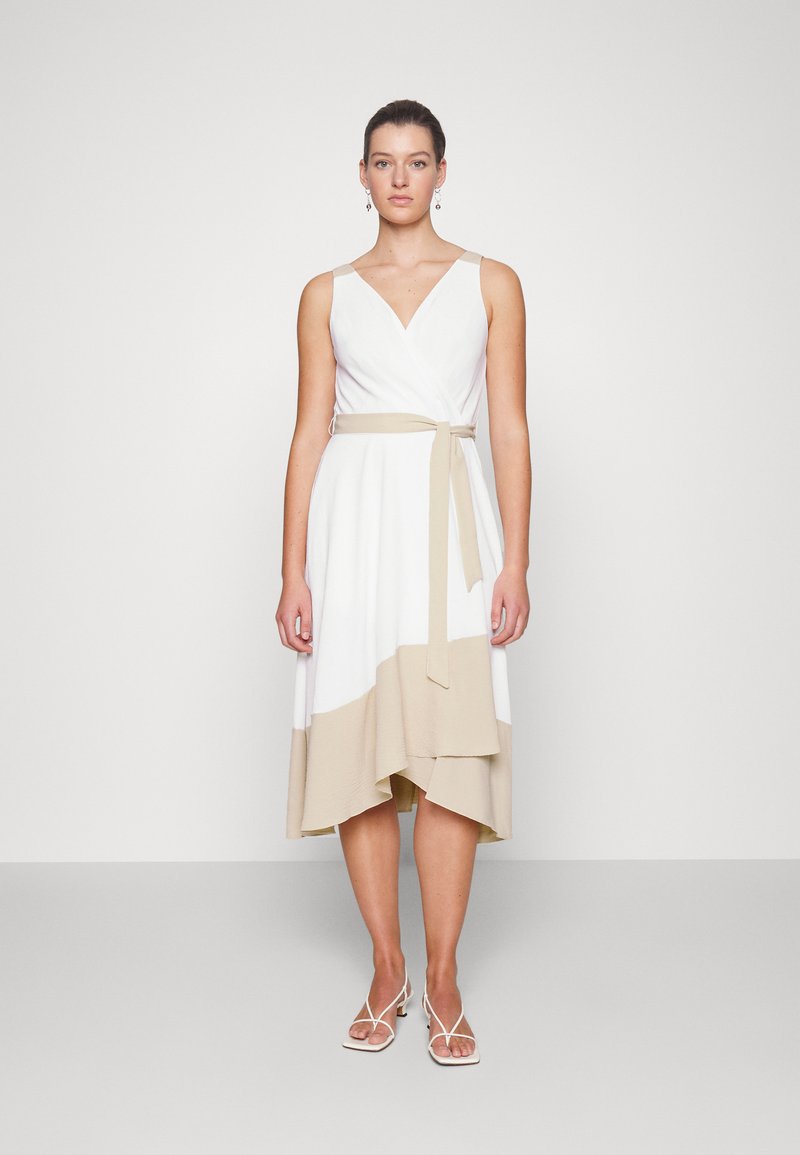 DKNY VNECK MAXI Cocktail dress / Party dress ivory/beige/offwhite