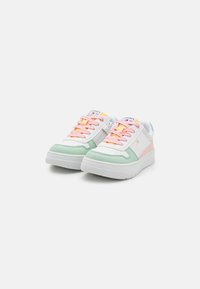 Tommy Hilfiger NATHAN - Zapatillas - multicolor
