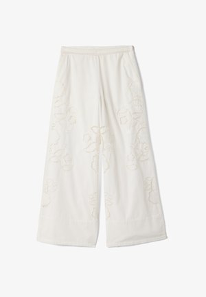 Witte broek met wijde pijpen, bloemenkant applicatie en zijzakken, met elastische tailleband.