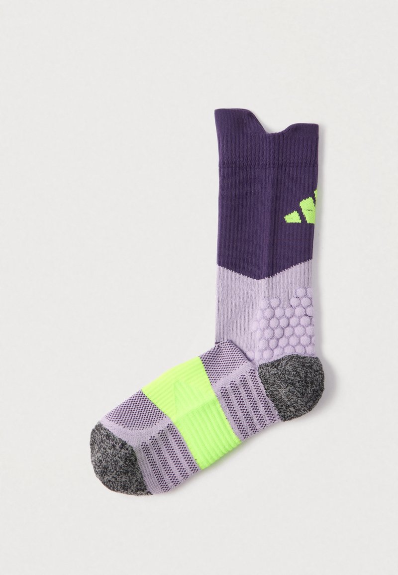 Viens sporta zeķes pāris violetā, lavandas, neona zaļā un pelēkā krāsā ar teksturētu saķeri uz zolītes un polsterētām papēža un pirkstu zonām.