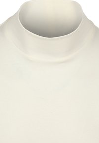 Hoge hals, lange mouwen top van off-white stof. Gladde textuur met een aansluitende silhouet. Minimalistisch ontwerp, geen zichtbare patronen of hardware.