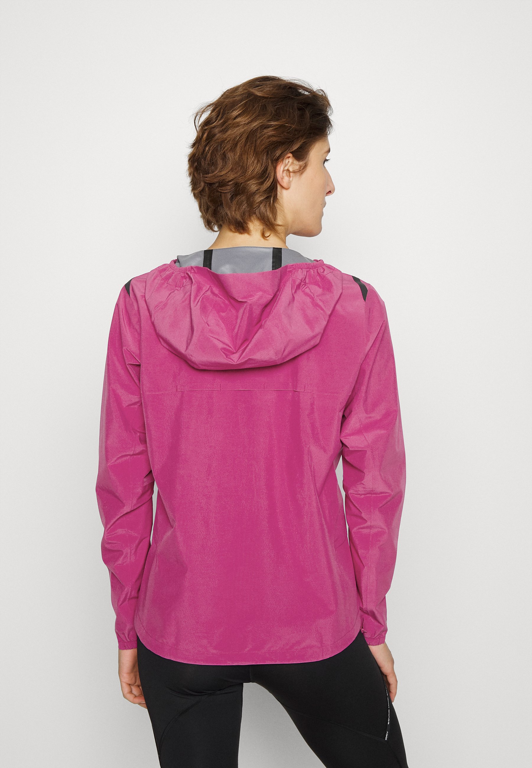 ASICS ACCELERATE WATERPROOF 2.0 JACKET 