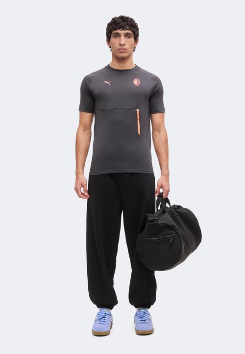 PUMA AC MILAN PUMATECH POCKET TEE - Club wear - flat dark gray — photo 2
