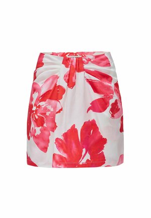 Gonna mini floreale con grandi motivi di fiori rosa e rossi su sfondo bianco, con un design arricciato in vita.