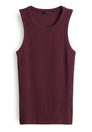 Maronenfarbendes ärmelloses Tanktop mit gerippter Textur, rundem Ausschnitt und geradem Saum. Das Material wirkt weich und figurbetont.