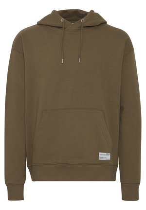Olivově zelená mikina s kapucí vyrobená z měkké látky, s přední kapsou, stahovací kapucí a žebrovanými manžetami se malou etikou na lemu.