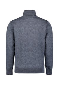 Donkergrijze gebreide pullover met een kraag, met een getextureerde afwerking. Ribgebreide mouwen en onderkant zorgen voor extra contour en ontwerpdetaillering.