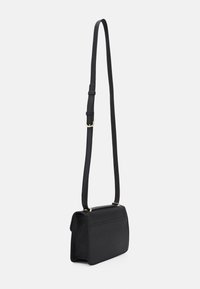 Valentino Bags SPECIAL MARTU - Torba čez telo - nero