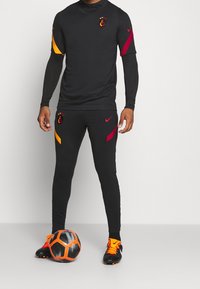 Nike Performance Equipación de clubes - black