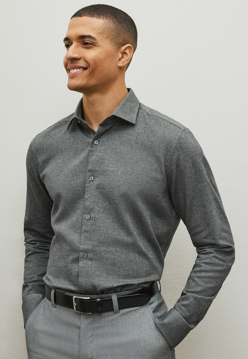 Next TRIMMED SINGLE CUFF - Overhemd - grey