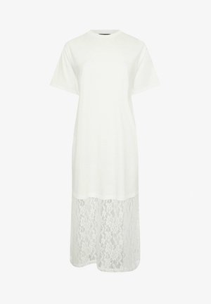 Hvid midi-kjole med korte ærmer, med en ensfarvet øverste del og en gennemsigtig nederdel i blomstret blonder.