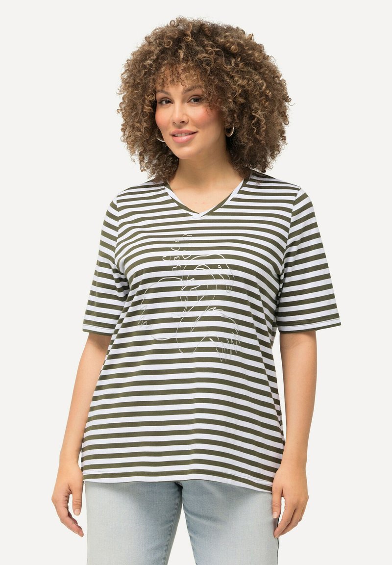 Ulla Popken STRIPED WILDLIFE GRAPHIC - Camiseta estampada - forest green