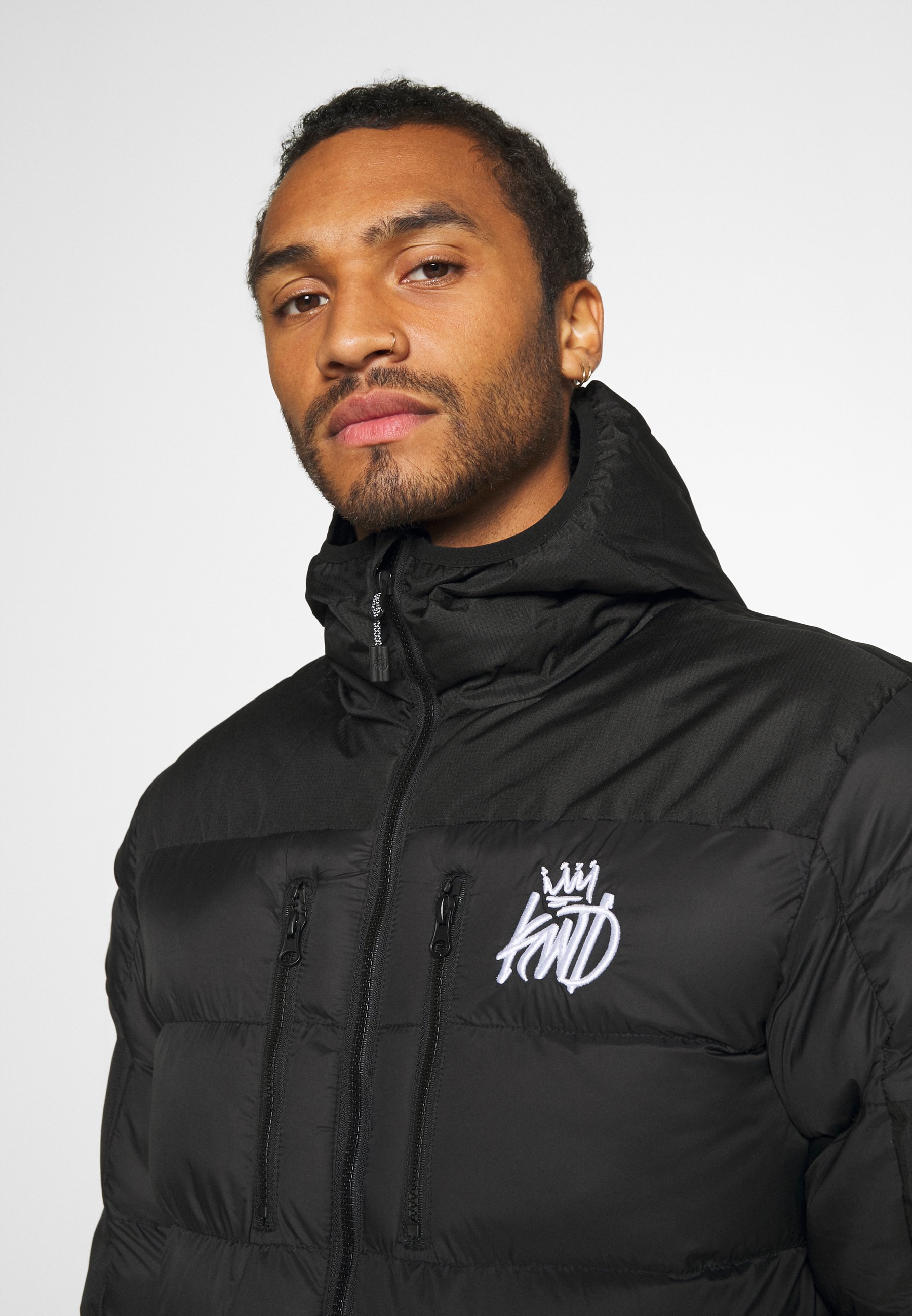Kings Will Dream PUFFER JACKET Lett jakke blacksvart Kings Will Dream PUFFER JACKET Lett jakke blacksvart