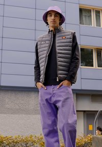 Ellesse BARDY GILET - Colete - dark grey