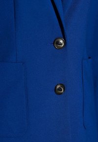 Unselected, royal blue