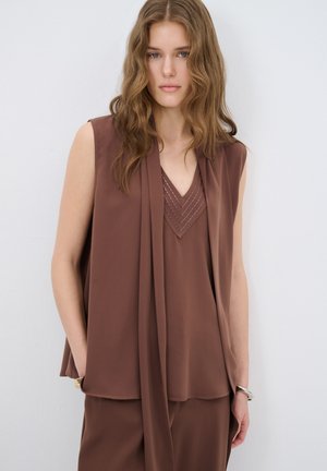 V-NECK - Blouse - brown