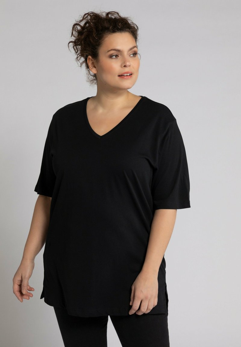 Ulla Popken - RELAXED FIT  - Basic T-shirt - schwarz, Enlarge
