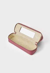 Guess LARGE DOME - Trousse - flamingo
