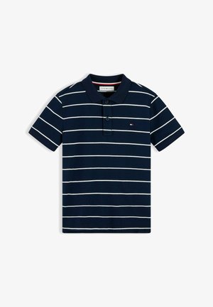 Marineblauw poloshirt met korte mouwen, witte horizontale strepen en een klein rood, wit en blauw vlaglogo op de borst.