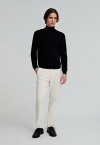 Scalpers CLASSIC ROLL NECK - Strickpullover - black