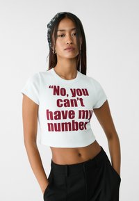 Stradivarius PLACEMENT - T-shirts print - mottled dark red