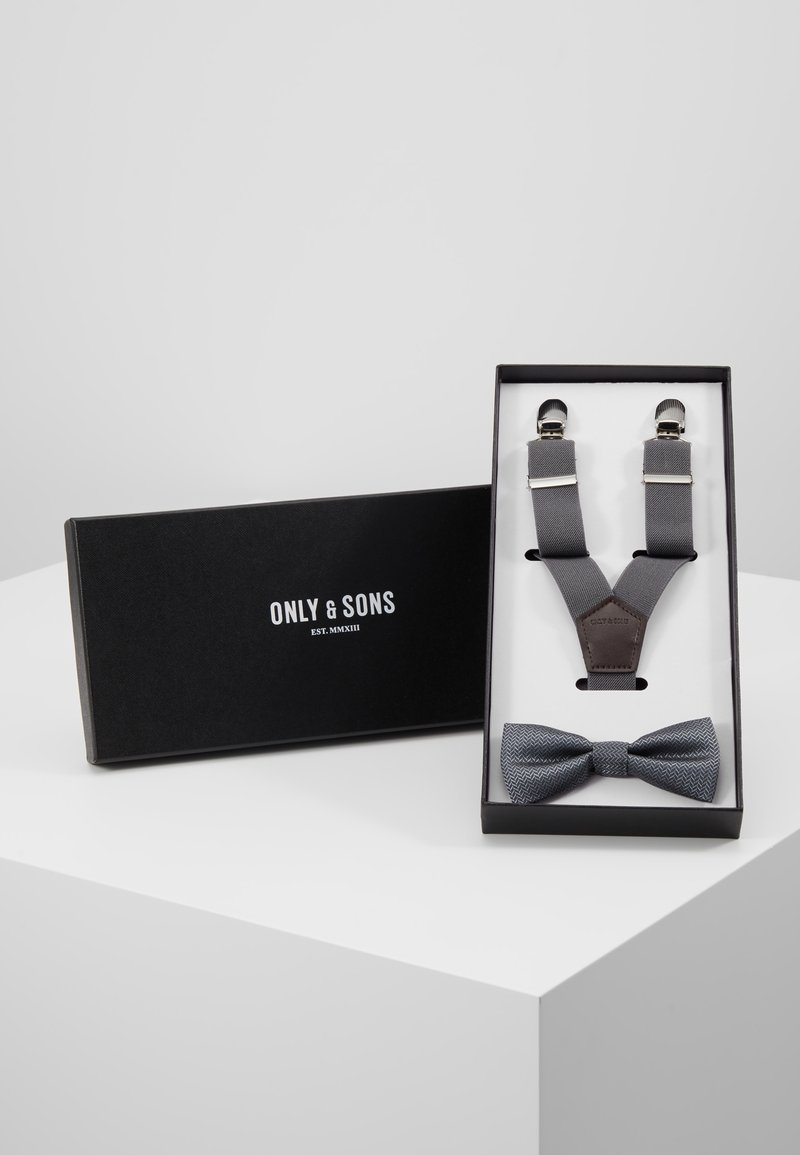 Only & Sons ONSBOWTIE SUSPENDER UNISEX SET - Csokornyakkendő - glacier gray