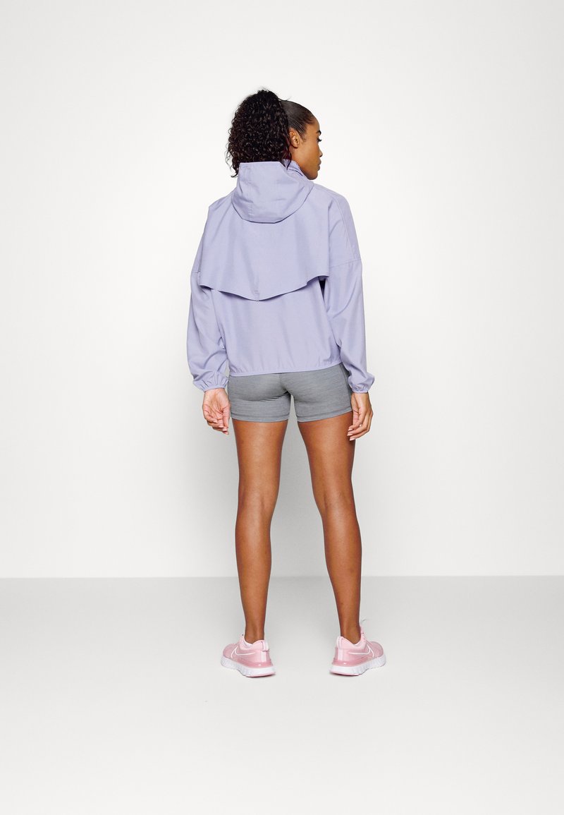 Damen Sportbekleidung | Nike Performance RUN REFLECTIVE Laufjacke indigo haze/cave purple/flieder - NX29066 Damen Sportbekleidung | Nike Performance RUN REFLECTIVE Laufjacke indigo haze/cave purple/flieder - NX29066