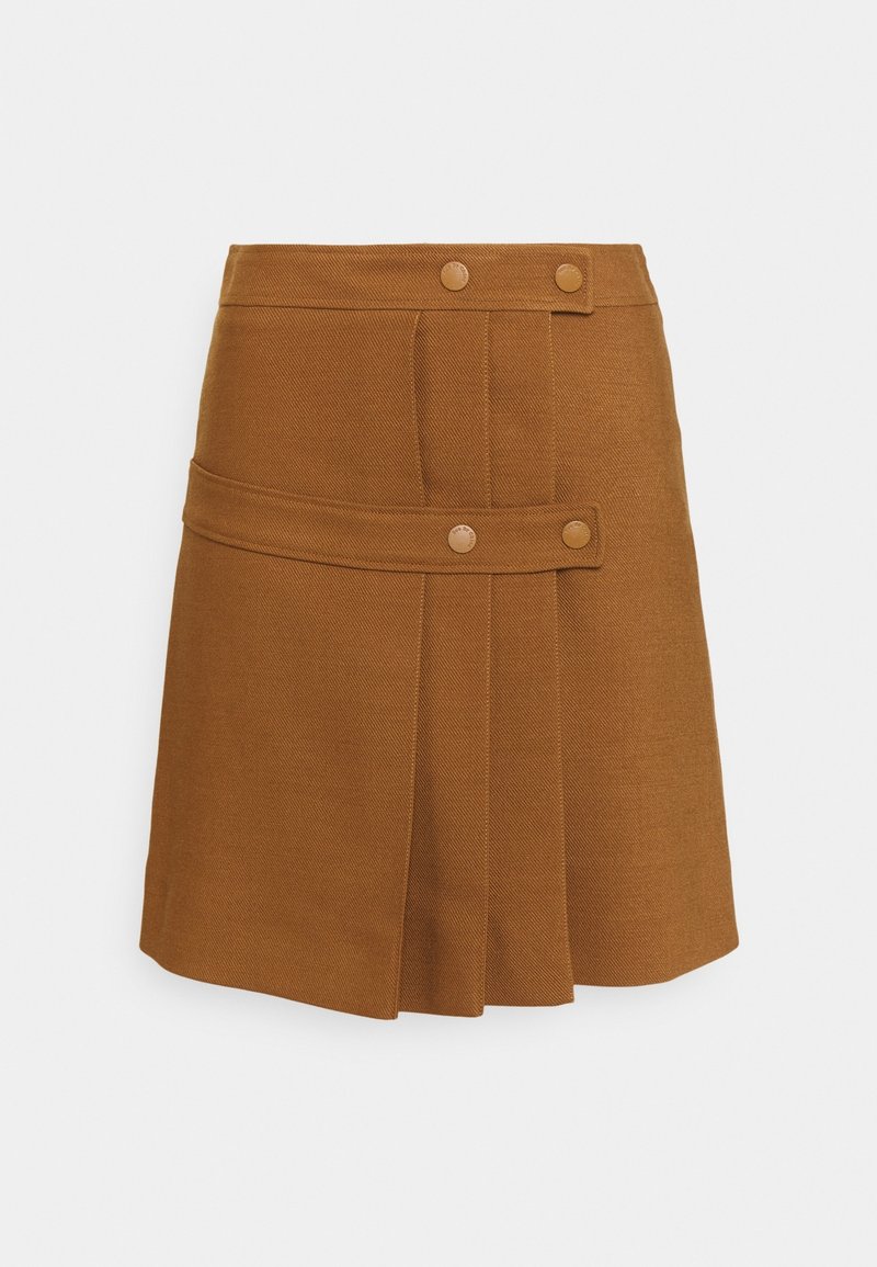 Jupe plissée marron en tissu texturé avec une ceinture ajustée, équipée de deux boutons apparents et d'une poche latérale.