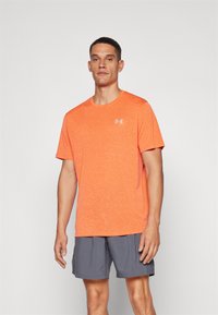 Under Armour - LAUNCH CAMO - Športne majice - fire Miniaturna slika 1