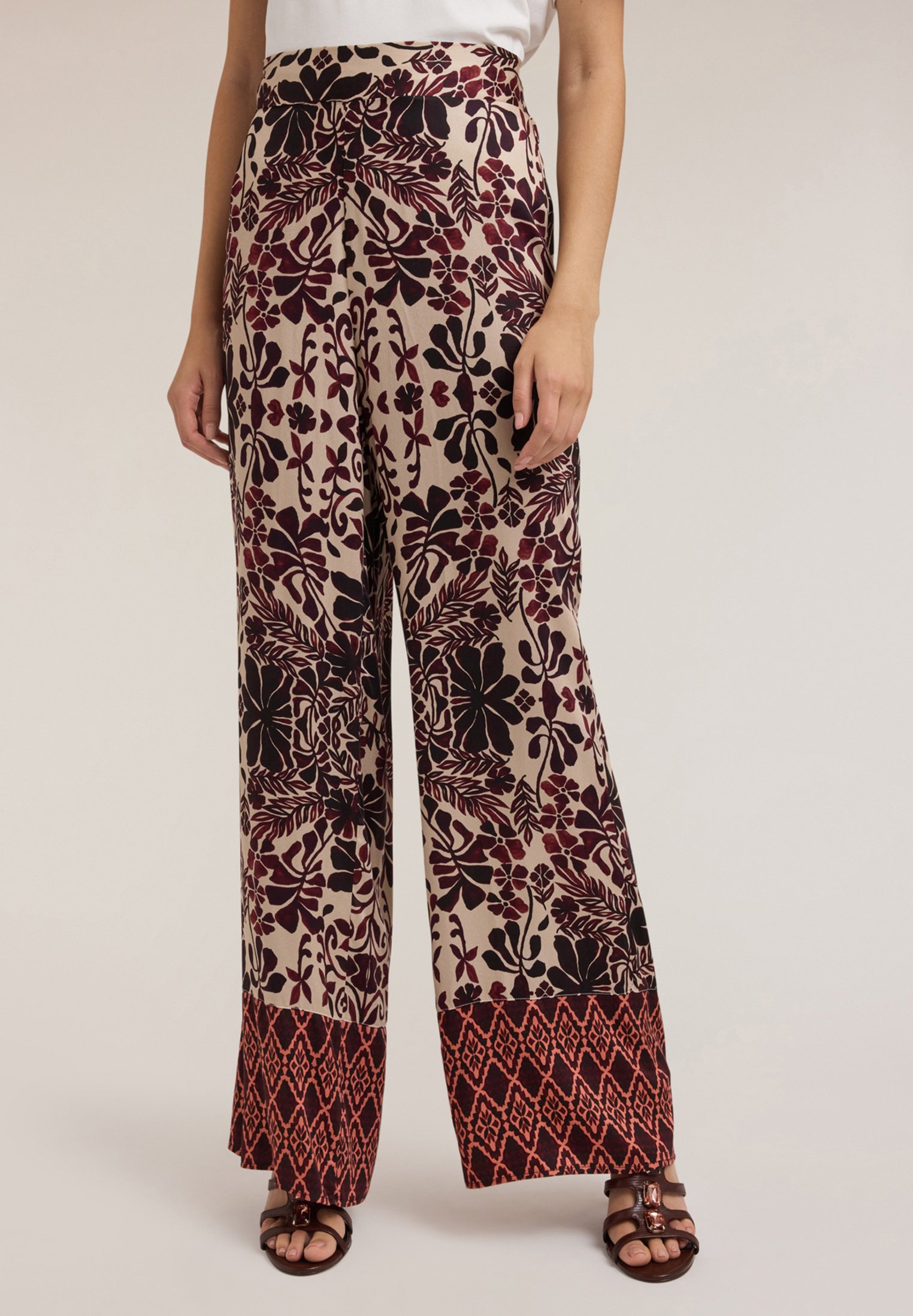 Vivicastle Pantaloni Donna Boho A Gamba Larga Svasata - Tinta Unita Hippie, Vita Morbida, Taglie S-M-L