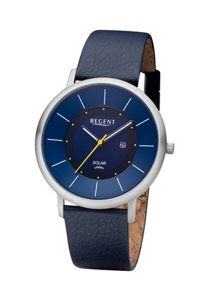 Montre solaire à cadran rond bleu avec boîtier argenté, aiguille des secondes jaune, affichage de la date et bracelet en cuir vegan marine texturé.