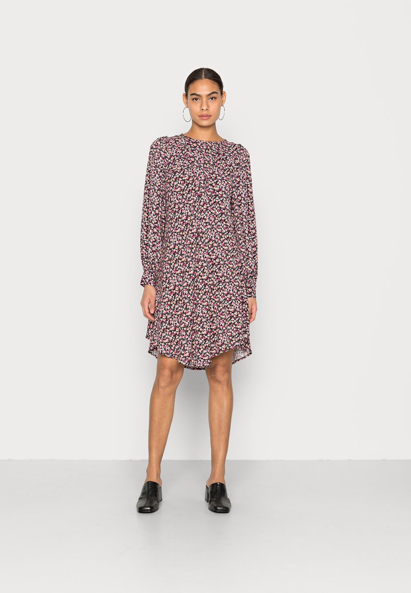 Damen Freizeitkleider | BZR DREW INDIANA DRESS Freizeitkleid black/schwarz - ZU27439 Damen Freizeitkleider | BZR DREW INDIANA DRESS Freizeitkleid black/schwarz - ZU27439
