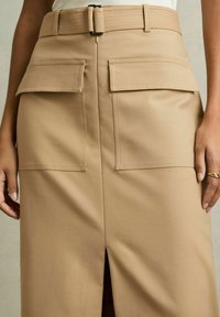 Reiss REGULAR FIT - OAKLEY CARGO - Puzdrová sukňa - camel