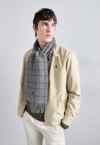 Δεν επιλέχθηκε, grey multi