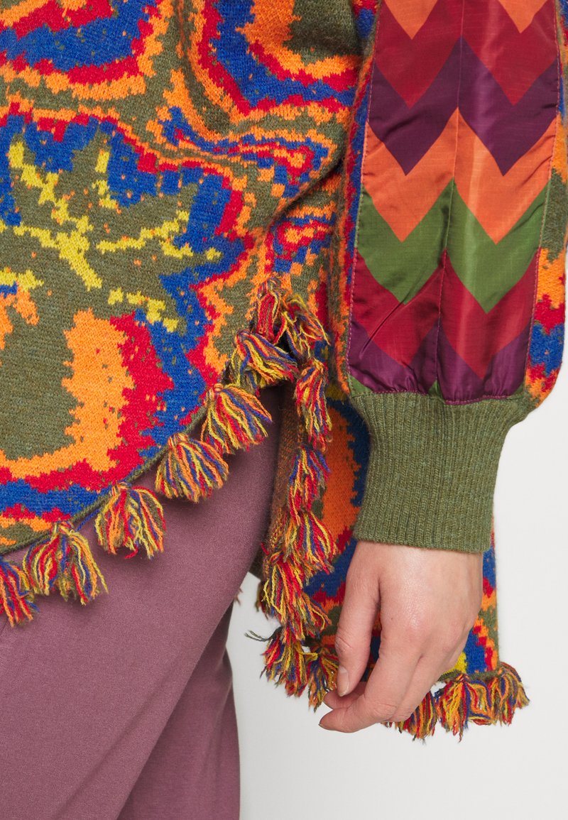 Damen Leichte Jacken | Farm Rio PINEAPPL TAPESTRY PONCHO Winterjacke multi/mehrfarbig - MH85101 Damen Leichte Jacken | Farm Rio PINEAPPL TAPESTRY PONCHO Winterjacke multi/mehrfarbig - MH85101