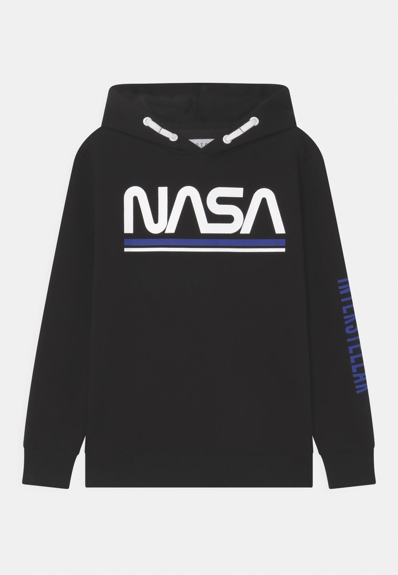 Sort hættetrøje med hvid "NASA"-tekst og blå-hvide striber foran samt blå "INTERSTELLAR"-tekst på højre ærme.