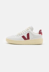 V 90 - Sneaker low - extra white/marsala