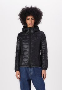 Blauer CAMELIA - Dūnu jaka - nero