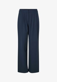 Ei valittu, navy blazer