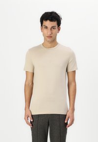 Guess - AIDY TEE - Basic T-shirt - neutral sand Thumbnail Image 1